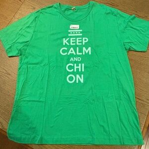 KEEP CALM AND CHI ON Light Green T-Shirt Size XL